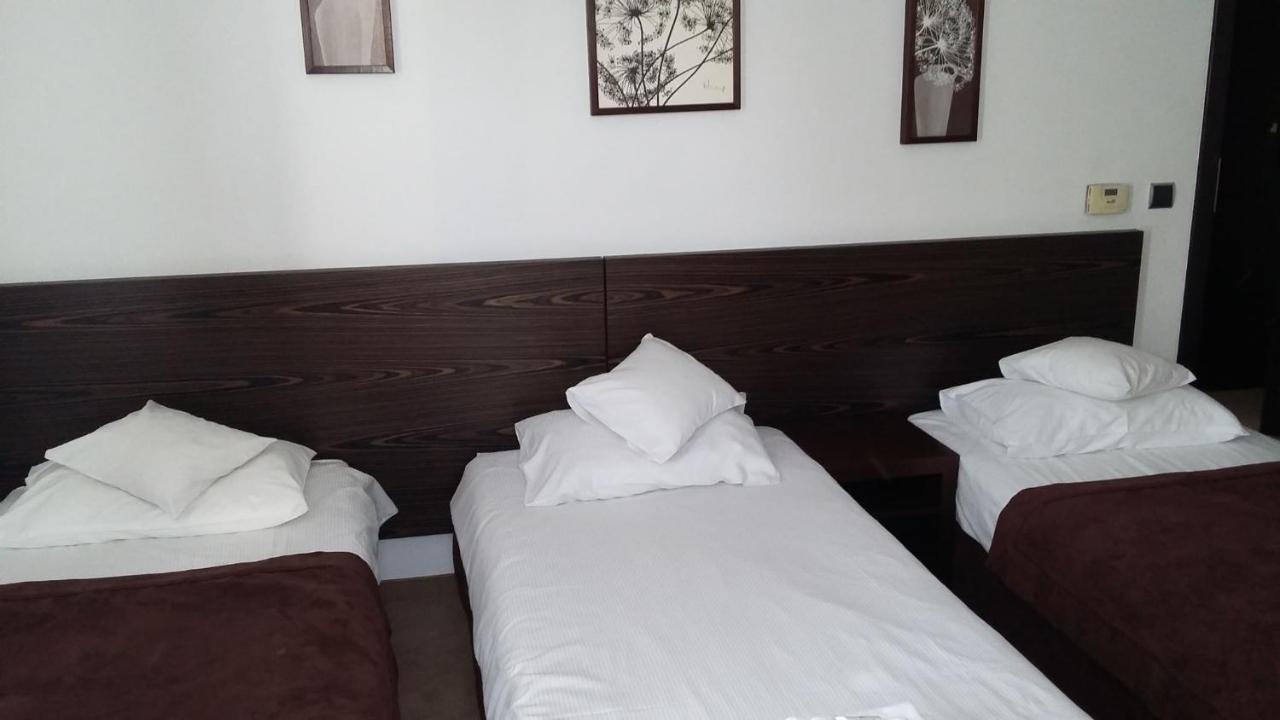 Hotel Niepołomice Kültér fotó