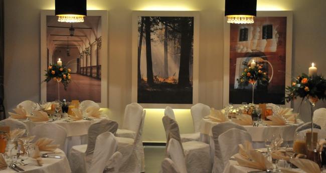 Hotel Niepołomice Kültér fotó