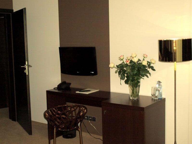Hotel Niepołomice Szoba fotó