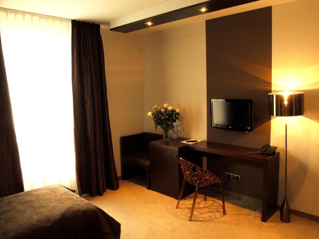 Hotel Niepołomice Szoba fotó