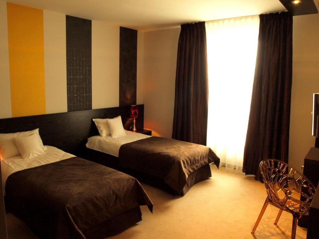 Hotel Niepołomice Szoba fotó