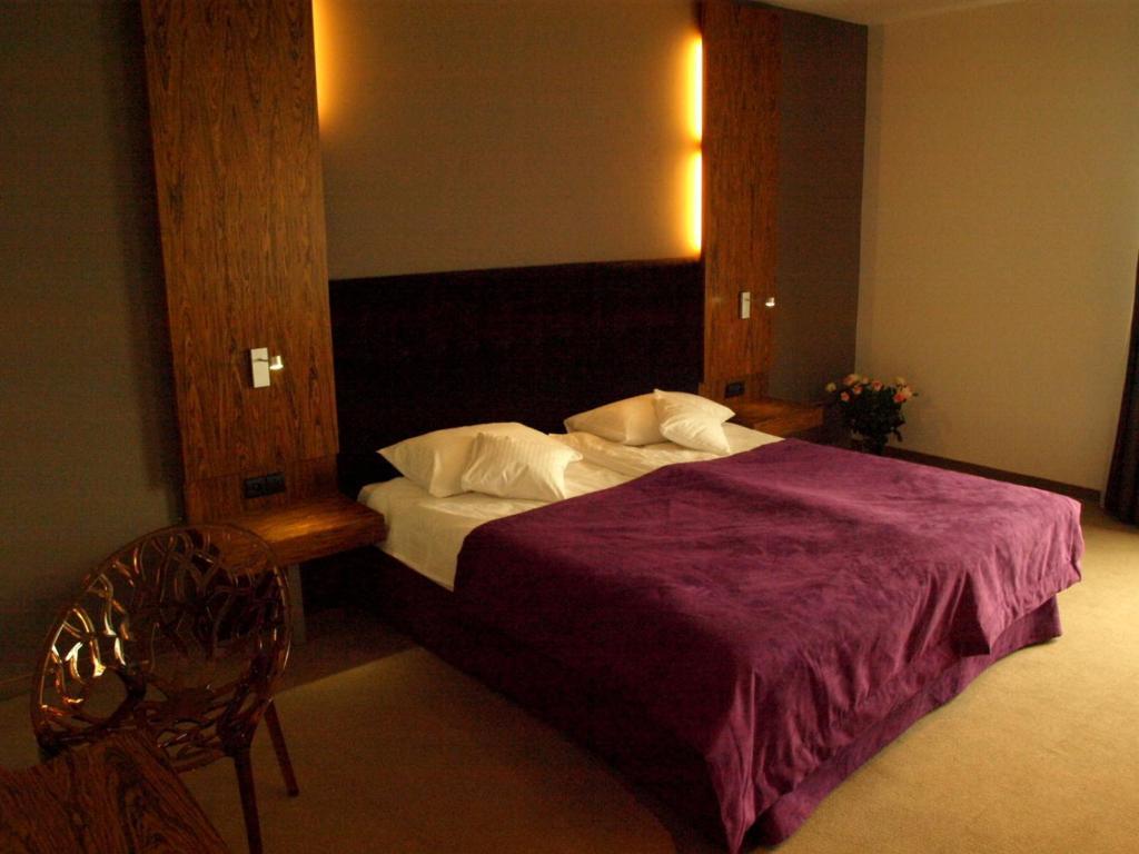 Hotel Niepołomice Szoba fotó