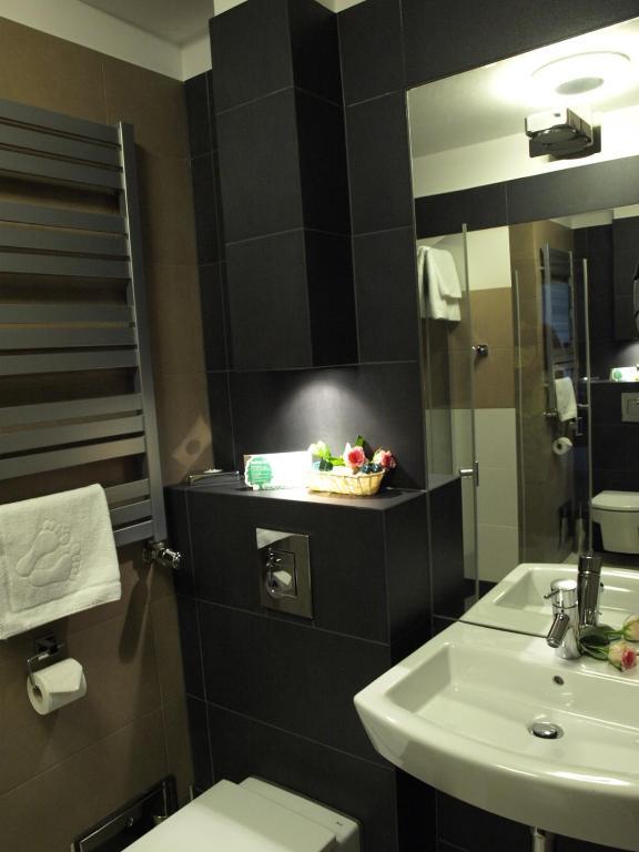 Hotel Niepołomice Szoba fotó